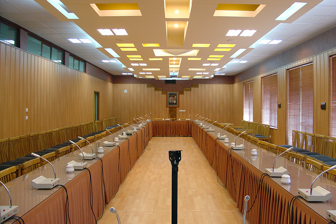 ساختمان مرکزی دانشگاه یزد 1